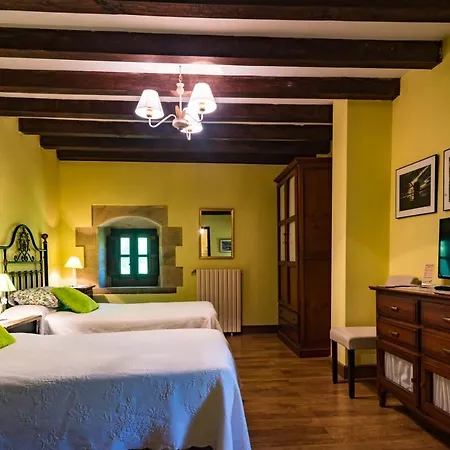 Han/Misafirhane Camino Del Norte Güemes